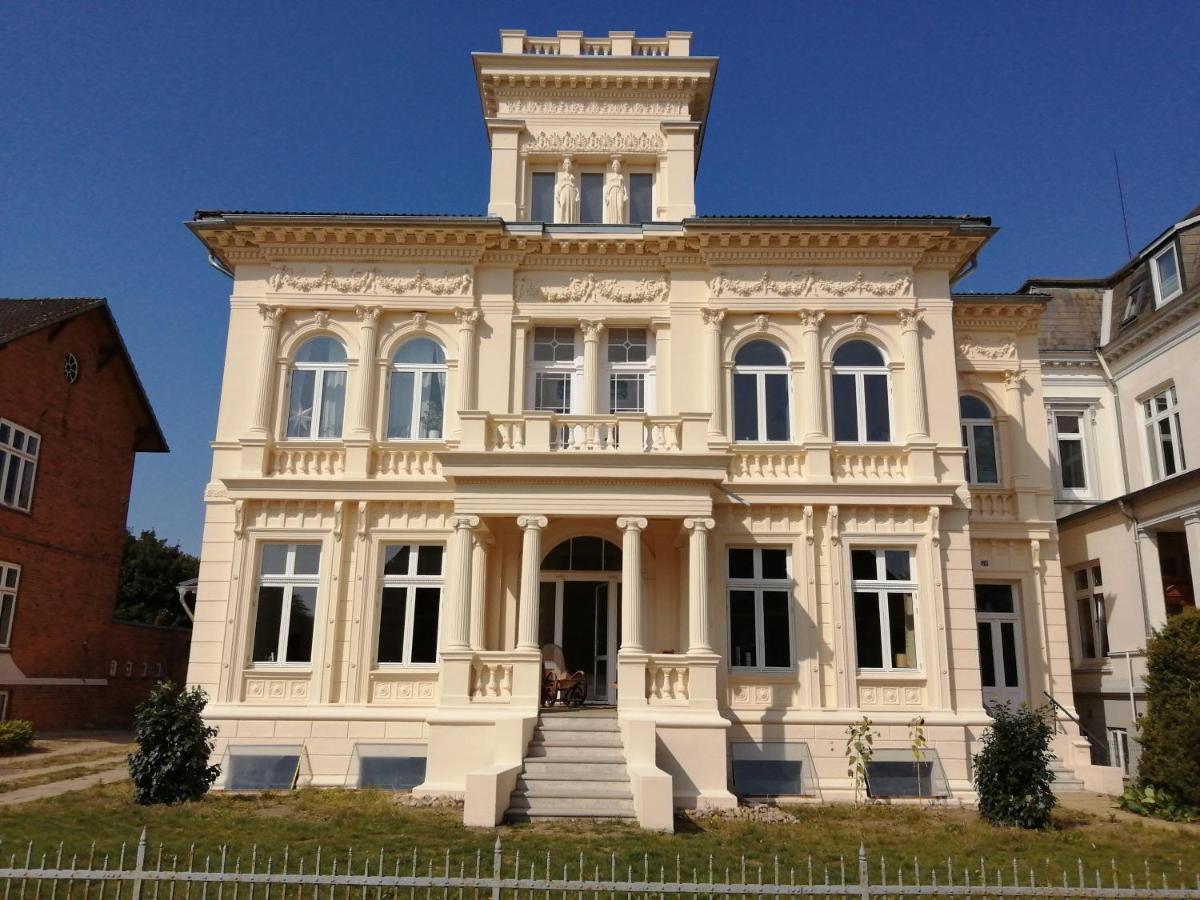 Villa Pauli Eutin Extérieur photo